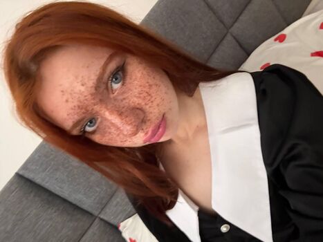 Connie_monus