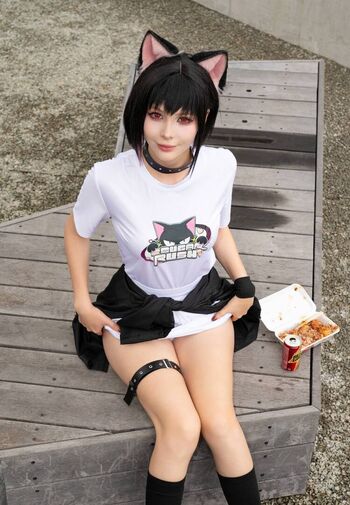 Dosya Gasai/Tsuki.Des