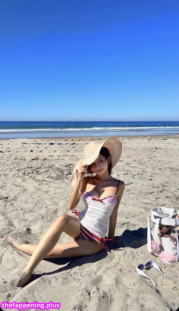 Eeeveenara / Eevee Enara / eeveenara Çıplak OnlyFans Fotoğrafı #481