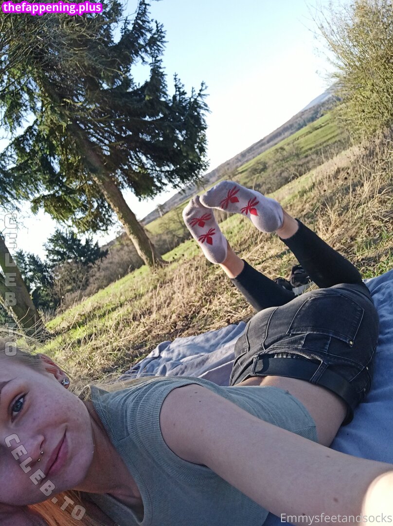 EmmysFeetAndSocks
