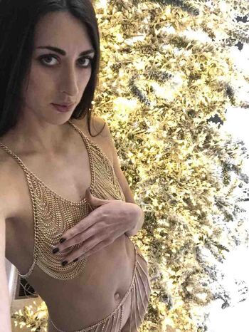 Explicit Nude Workout