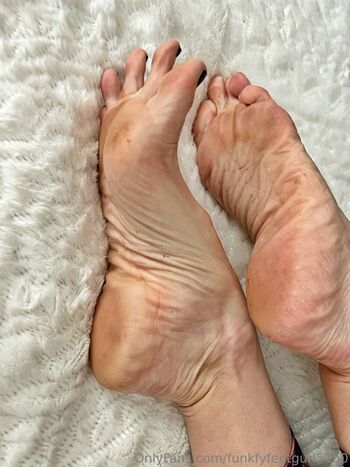 funkfyfeetgurl5150