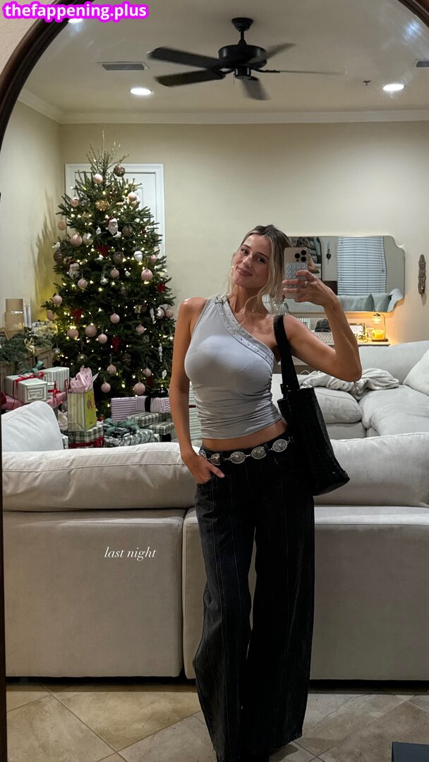 hadelinemope / Maddie Hope