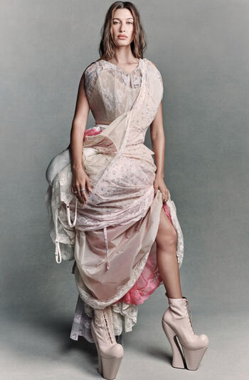 Hailey Baldwin Bieber