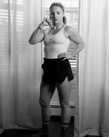 Heather Hardy / American Boxer