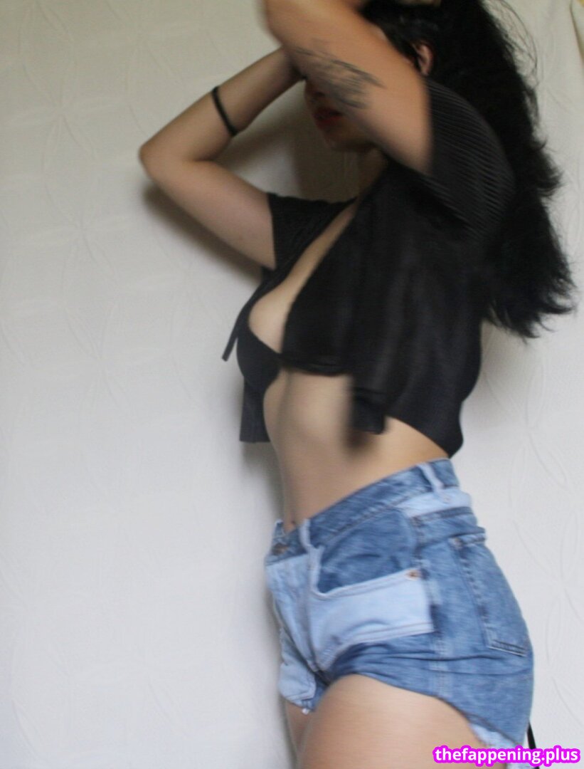 helldaughterofficial1