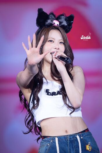 Hong Eunchae 홍은채