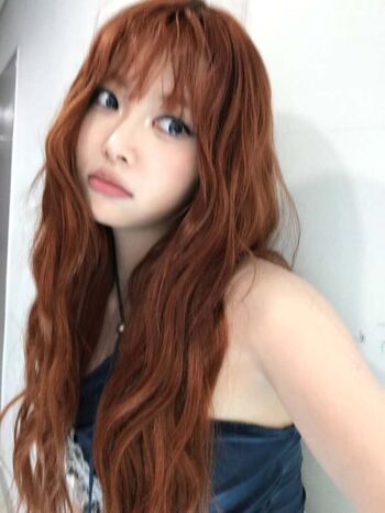 Hong Eunchae 홍은채