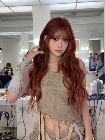 Hong Eunchae 홍은채