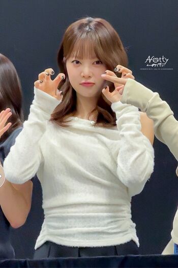 Hong Eunchae 홍은채 | LESSERAFIM