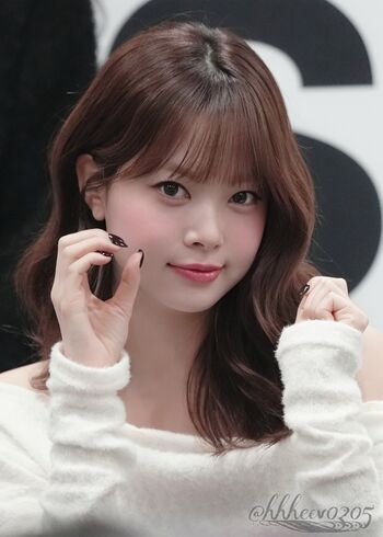 Hong Eunchae 홍은채 | LESSERAFIM