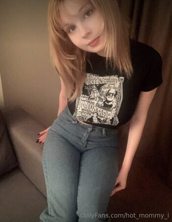hot_mommy_i