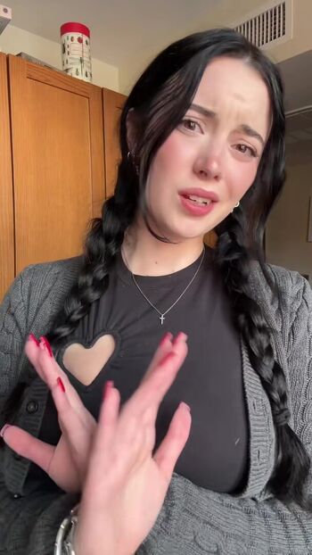 Hotblockchain / Emily Cocea / cryptobaddie1