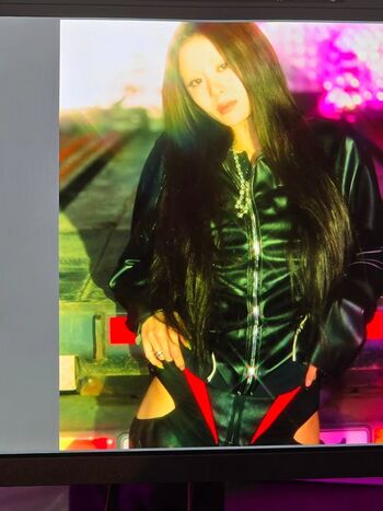 Huh Yunjin 허윤진