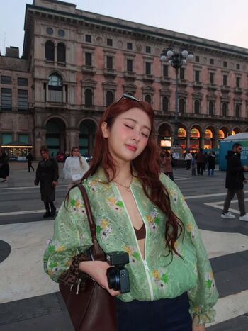 Huh Yunjin 허윤진