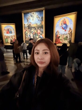 Huh Yunjin 허윤진