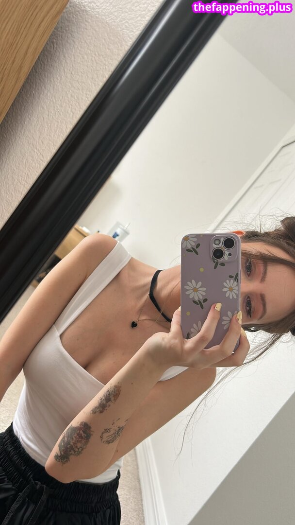 iiiZwerg Foto OnlyFans Nua #25