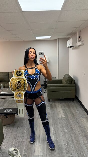 Indi Hartwell