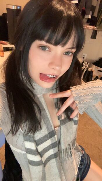 isizzly / sizzlymizzly