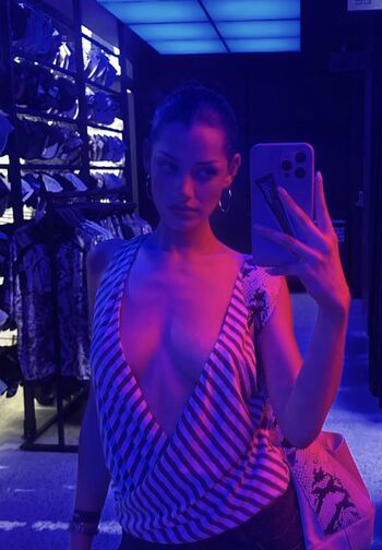 Jade Phalen Aussie Girl