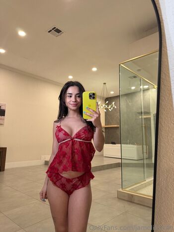 jameliz / ohzero_o  / watermelondrip