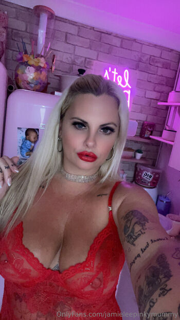 jamieleepinkymummy