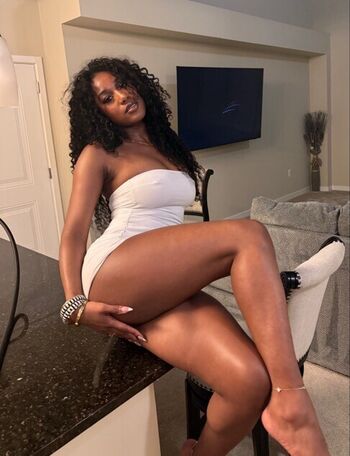 Jaydamoeneee