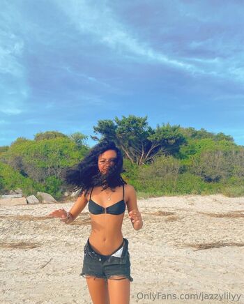 jazzylilyy