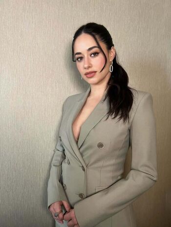Jeanine Mason