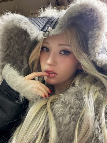 Jeon Somi/ENNIK SOMI