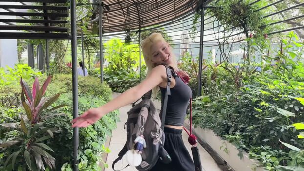 Jeon Somi/ENNIK SOMI