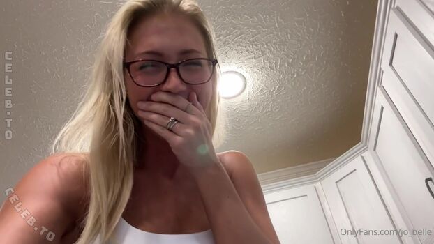 Jolene Belle