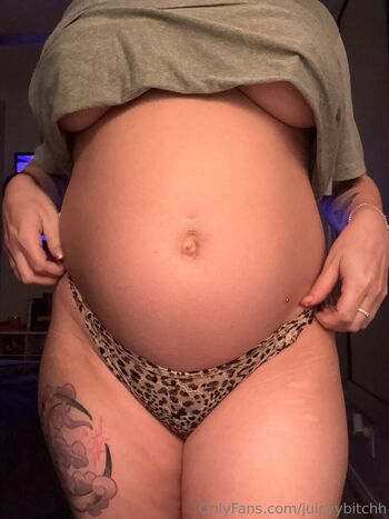 juicyybitchh