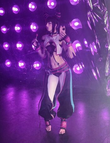 Juri-Han Cosplayers.