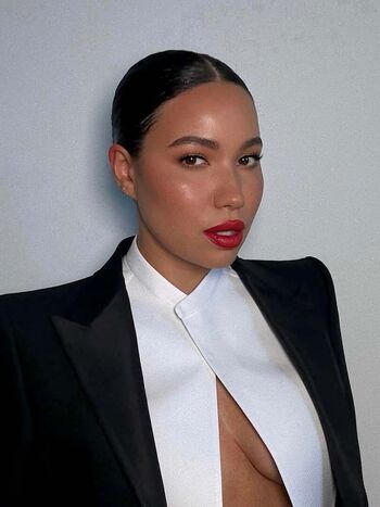Jurnee Smollett