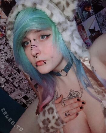 KawaiiAlienPanda
