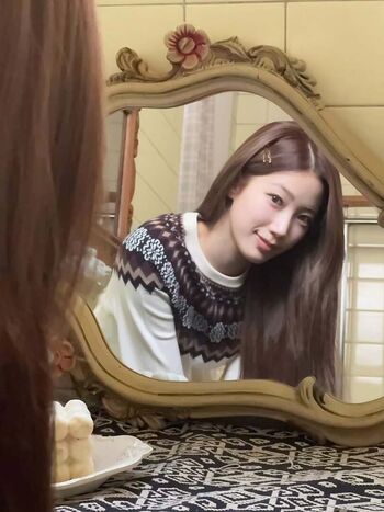 Kazuha Nakamura 中村 一葉