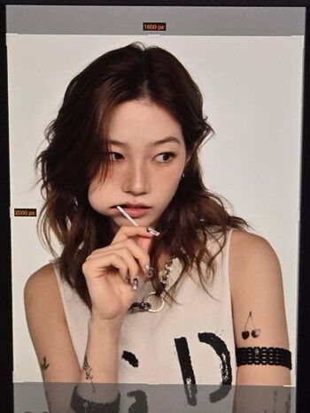 Kazuha Nakamura 中村 一葉