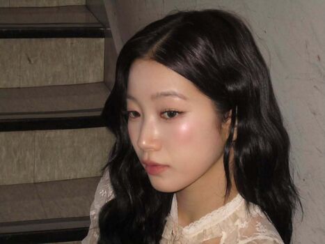 Kazuha Nakamura 中村 一葉
