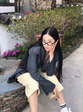 Kazuha Nakamura 中村 一葉