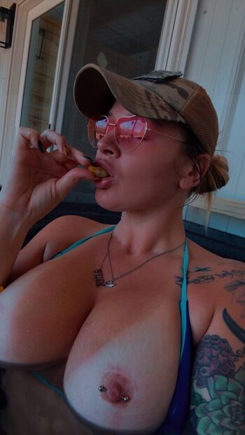 Kelcie Reynolds Srcmamak