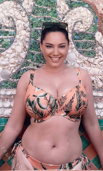 Kelly Brook