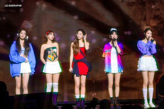 Kim Chaewon 김채원 [Le Sserafim]