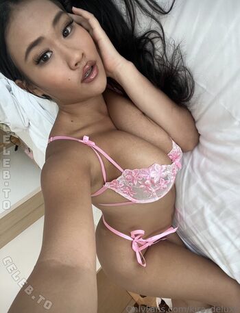 Kira Deluxe