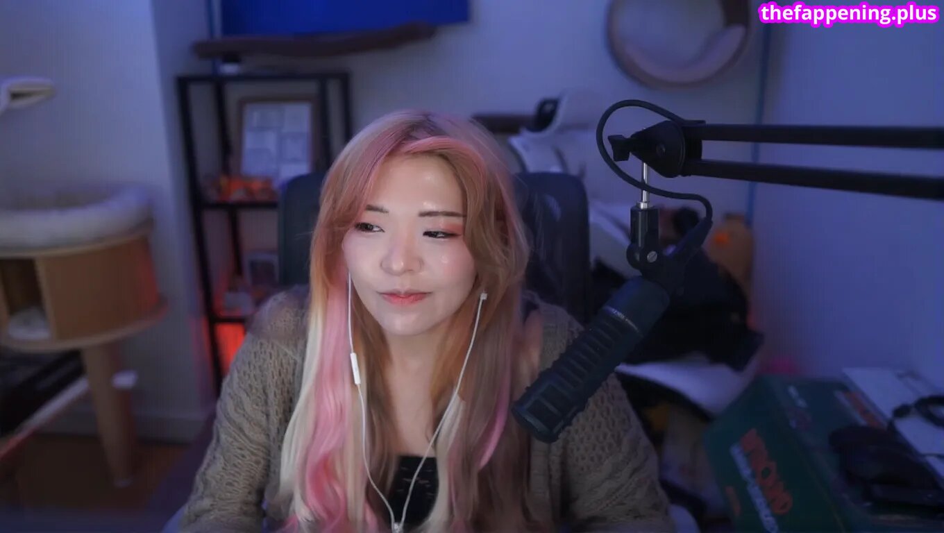 Kkatamina / Miyoung ヌードOnlyFans写真 #297