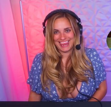 Kristen Stephensonpino