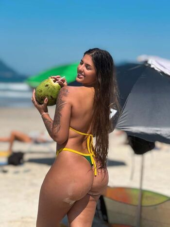 Lara Castro