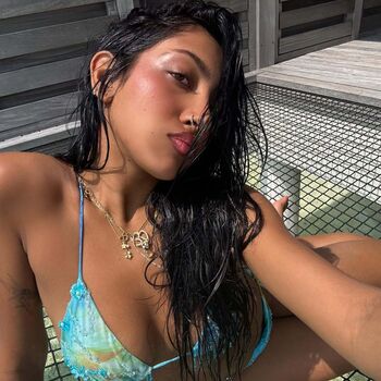 LARA RAJ / lararajj (member of KATSEYE)