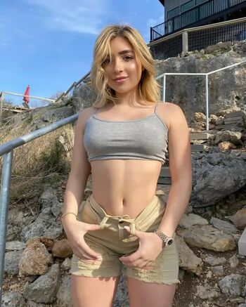 Lianne Faith