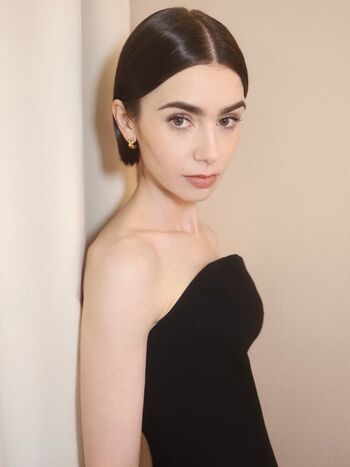 Lily Collins